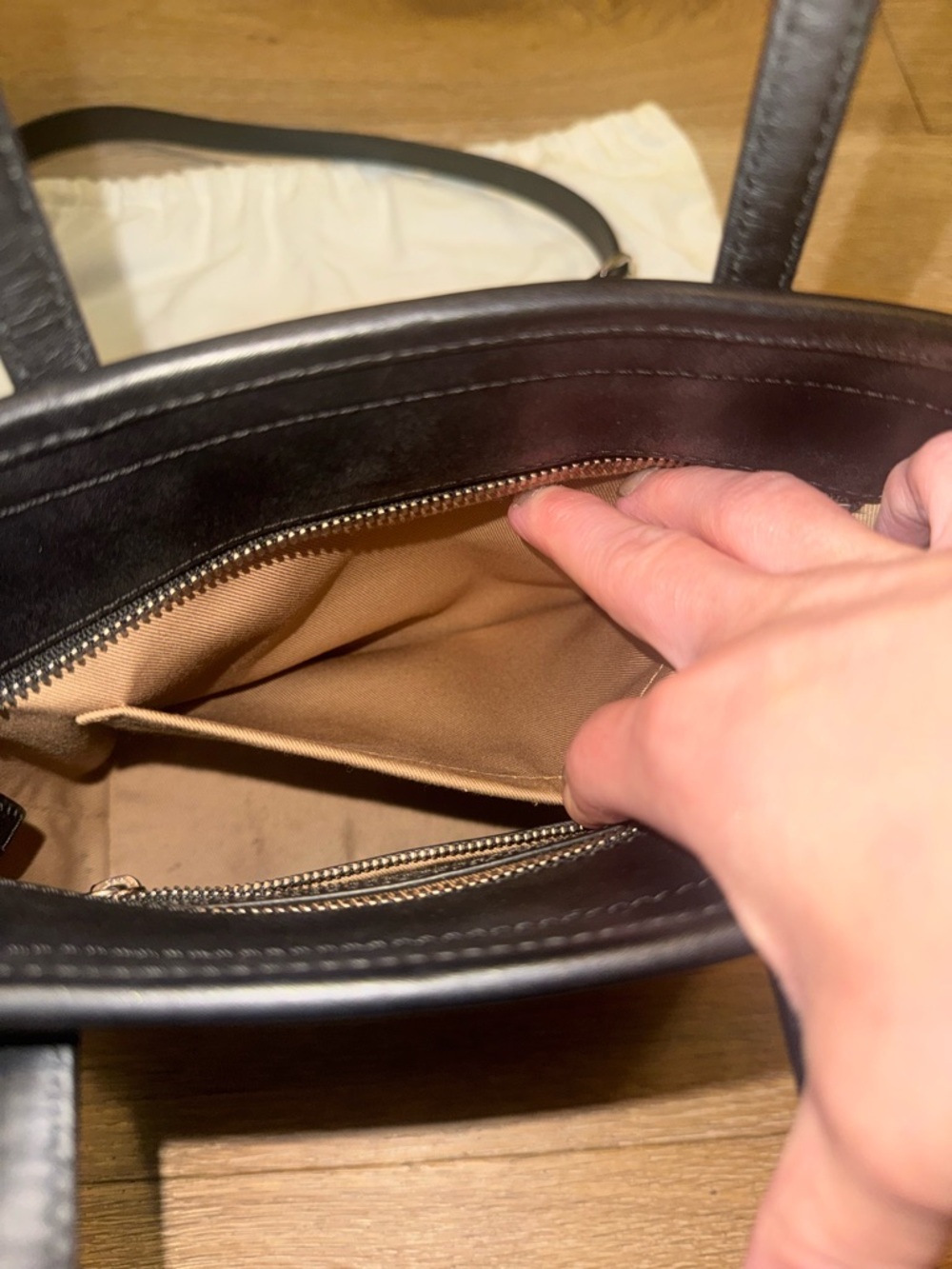 MCM Monochrome Logo Tote Bag - Picture 8 of 12